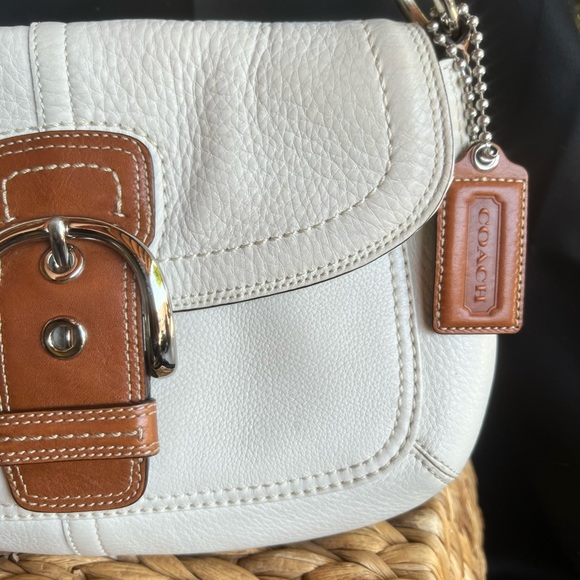 Coach women purse - Picture 2 of 12